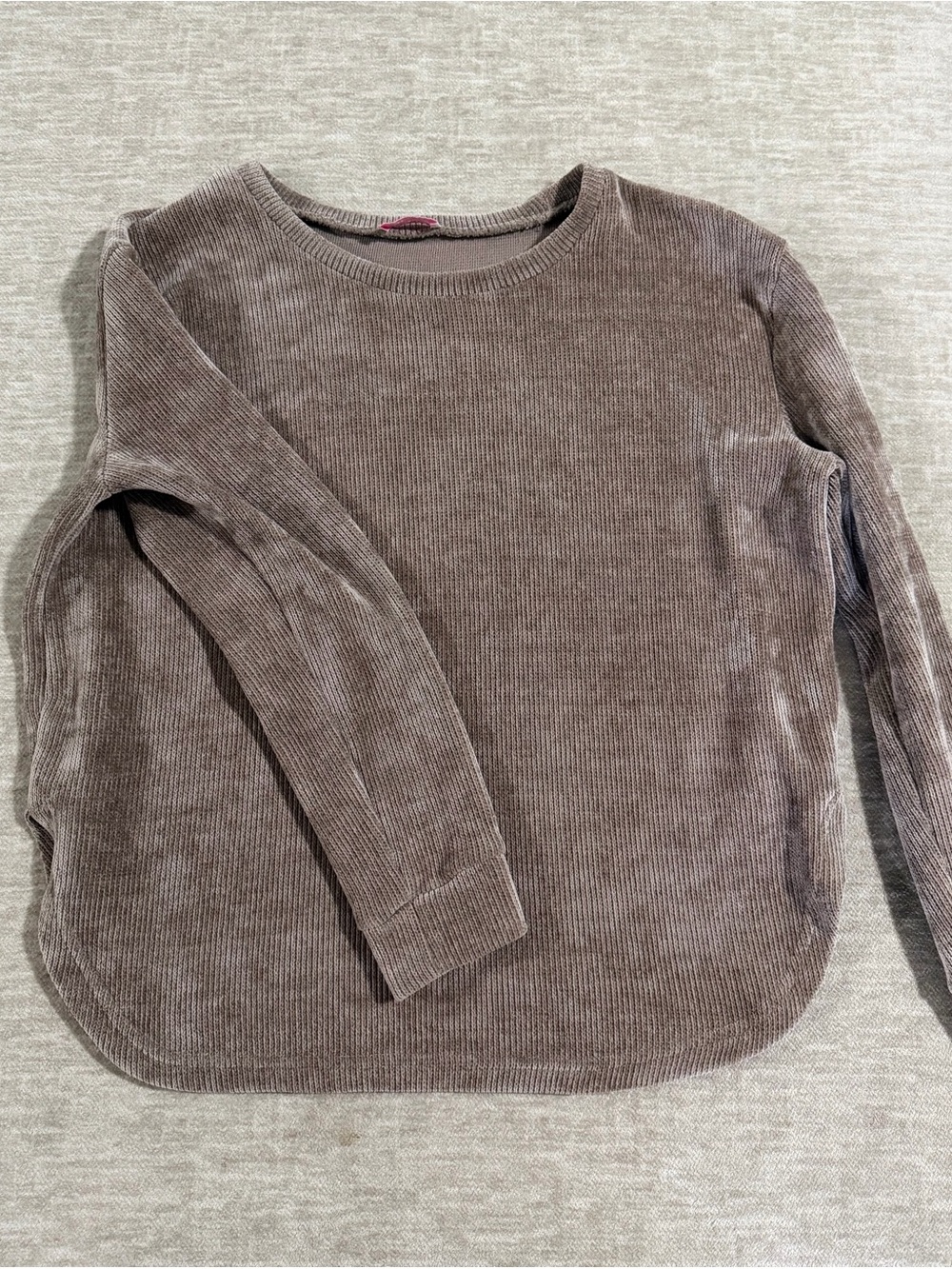 Pink Lily - Women's Ribbed Crewneck Sweater in Taupe